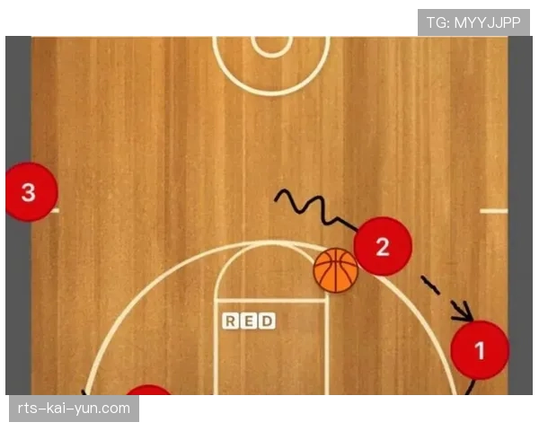 防守教练的逆袭：凭借构建换防体系获多队争抢